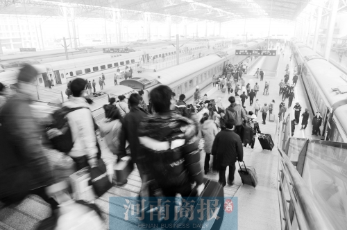 坐火車回家的小伙伴們，你們的票買到了嗎？