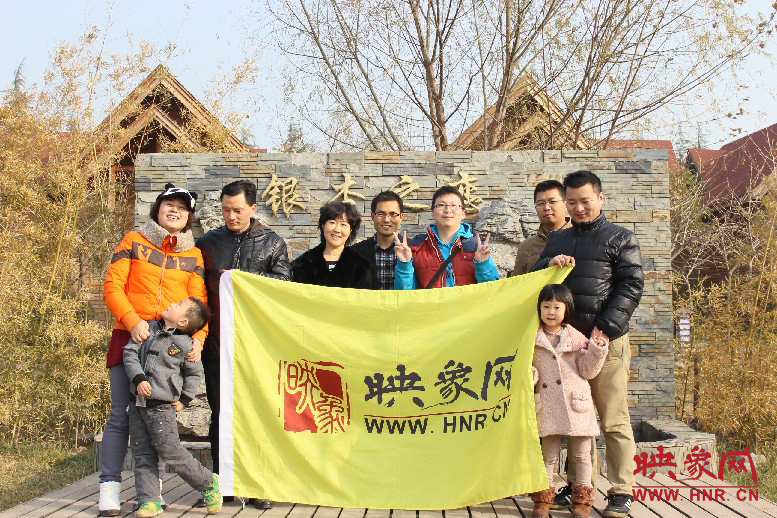 來張小合影，好多朋友都在其他地方玩，已經(jīng)嗨的叫不回來……