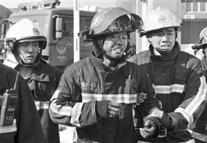  聽聞尹進良、陳偉、尹智慧犧牲，戰(zhàn)友們悲痛不已