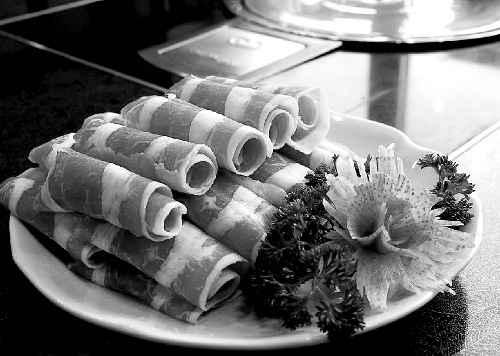 牛羊肉價格春節(jié)前直接“奔三”，市民感嘆吃牛羊肉是一種奢侈