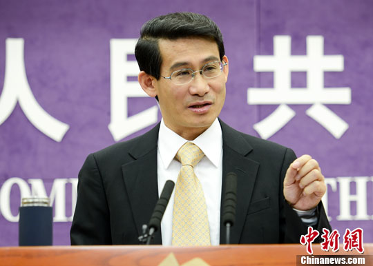 10月17日，中國商務(wù)部舉行例行發(fā)布會(huì)，介紹1-9月中國商務(wù)運(yùn)行情況。圖為商務(wù)部新聞發(fā)言人沈丹陽。