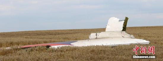 俄方稱MH17墜毀前一烏克蘭戰(zhàn)機曾貼近客機飛行 俄方稱MH17墜毀前一烏克蘭戰(zhàn)機曾貼近客機飛行