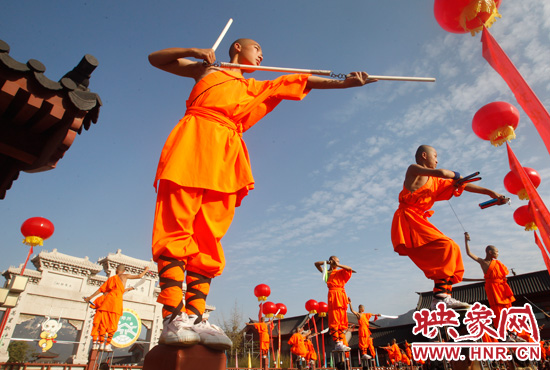 每個(gè)人心中都有一個(gè)或明或暗的功夫圖騰,作為武林高手，他們能飛檐走壁，擁有蓋世神功。