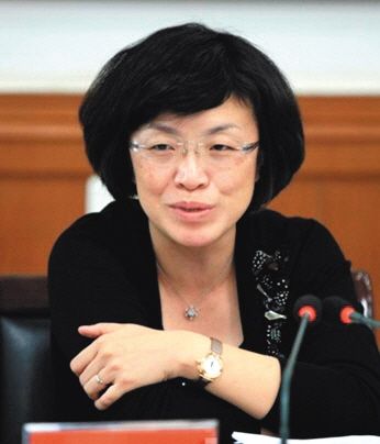 楊曉波 高平市原市長 4月30日涉嫌嚴(yán)重違紀(jì)接受調(diào)查；11月26日被雙開，移送司法機(jī)關(guān)