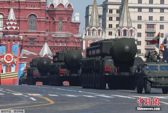 資料圖：2014年5月9日，俄羅斯舉行紀念衛(wèi)國戰(zhàn)爭勝利69周年的閱兵式，俄羅斯總統(tǒng)普京出席。