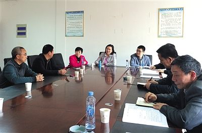 江西省豐城市信訪局接待室，中央信訪督查組約談信訪人。記者 賈世煜 攝