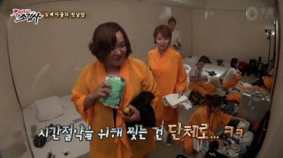 女明星6天內(nèi)在寺院內(nèi)吃住。