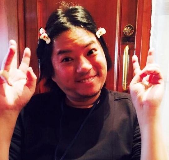 有一種傷害叫高曉松的自拍。