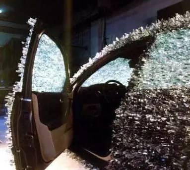 驚！車主用玻璃渣改裝瑪莎拉蒂