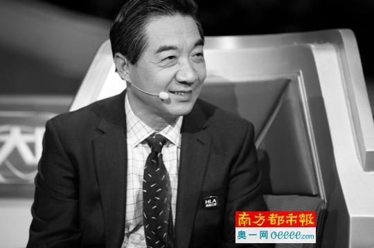 2015年12月24日，張召忠在《最強(qiáng)大腦》節(jié)目錄制現(xiàn)場。C FP資料圖