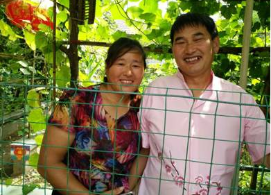 朱之文辛苦掙錢 兒子抽煙喝酒打架全不落 朱之文辛苦掙錢 兒子抽煙喝酒打架全不落