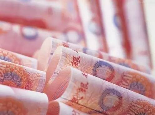 對增收潛力大、帶動能力強的7大群體（技能人才、新型職業(yè)農(nóng)民、科研人員、小微企業(yè)創(chuàng)業(yè)者、企業(yè)經(jīng)營管理人、基層干部隊伍、有勞動能力困難群體）實施激勵計劃，推出差別化收入分配激勵政策，帶動城鄉(xiāng)居民實現(xiàn)總體增收。