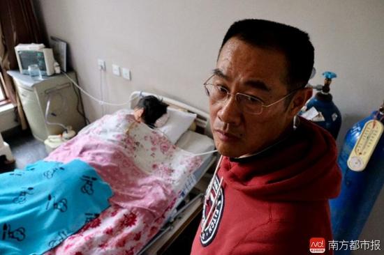 王煥凱說，要通過堅持刑事訴訟，換張津華和社會一個公道。（羅逸爵 攝）