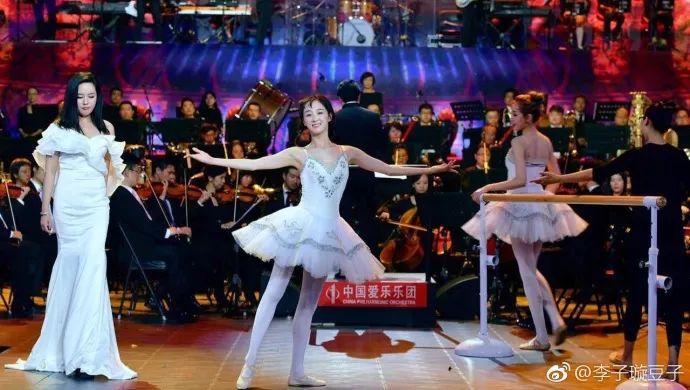 《創(chuàng)造101》主題曲公布，這個(gè)被吐槽油膩的c位是什么來(lái)頭？