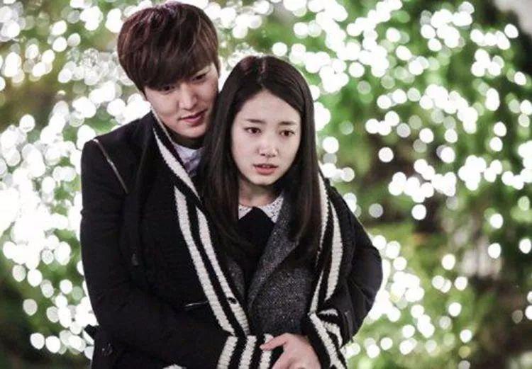 從李敏鎬到李棟旭，再次分手的“男神收割機(jī)”裴秀智被嘲太花心？