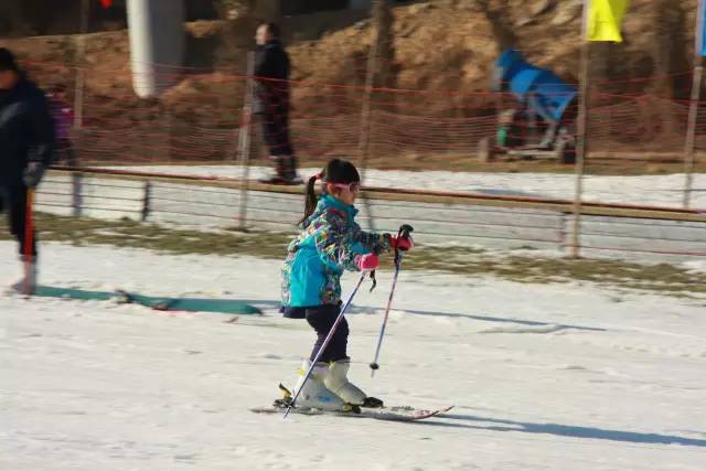 這幾個(gè)帥氣的姿勢(shì)，真的像專業(yè)級(jí)選手了呢