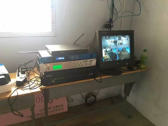 嶄新的廣播設(shè)備將讓孩子們的聲音和夢想飄向更遠的地方。