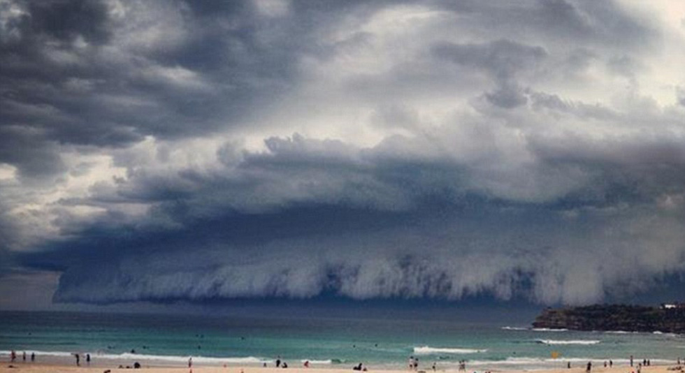 超10萬次雷電襲擊布里斯班 電光沖天場面震撼 超10萬次雷電襲擊布里斯班 電光沖天場面震撼