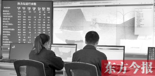 從熱力公司調(diào)度中心的監(jiān)控數(shù)據(jù)看，東區(qū)的管網(wǎng)已經(jīng)升溫了