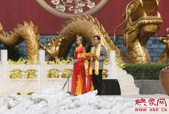 省委副書記、省政協(xié)主席葉冬松致歡迎詞。映象網(wǎng)記者 邵恰 攝