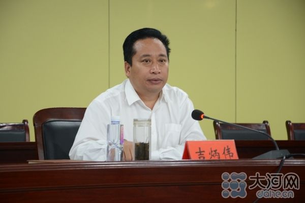 市長(zhǎng)吉炳偉調(diào)研通許縣美麗鄉(xiāng)村建設(shè)工作