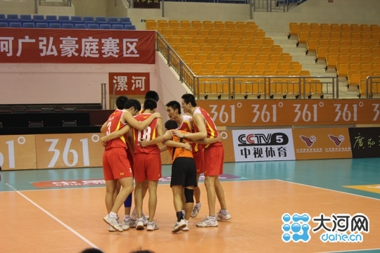 2013年全國排球錦標(biāo)賽在漯河開賽 共16支參賽隊(duì)