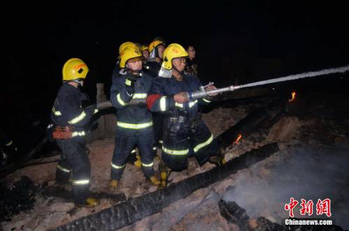 甘肅永靖縣雷音寺發(fā)生火災(zāi) 甘肅永靖縣雷音寺發(fā)生火災(zāi)