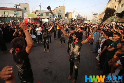 數(shù)萬(wàn)穆斯林集體朝圣