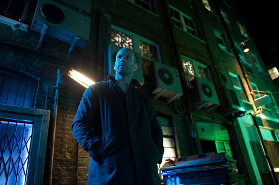 硬漢覺醒，報復黑暗