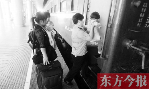 鄭州到溫州的2191/4次列車，是鄭州鐵路局最后一對綠皮車。