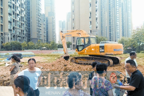 昨天，由于附近居民抗議，紅旗變電站項目再次停工