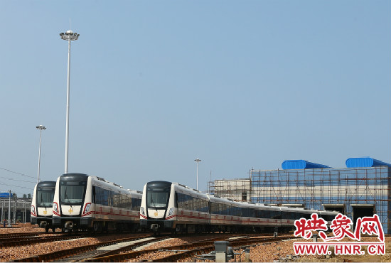 選擇地鐵出行，已經是不少鄭州市民的首選