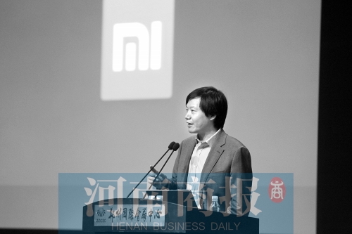 小米科技董事長雷軍說，互聯(lián)網(wǎng)思維就七個字：專注、口碑、極致、快