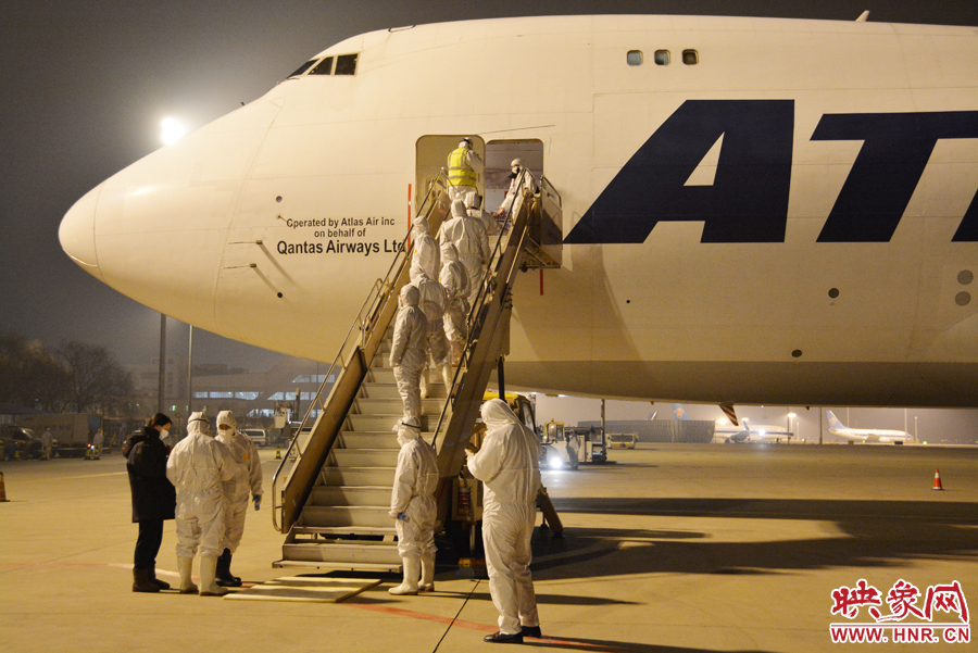 千只澳大利亞種羊“打飛的”落戶河南 創(chuàng)國內(nèi)多個(gè)第一 千只澳大利亞種羊“打飛的”落戶河南 創(chuàng)國內(nèi)多個(gè)第一