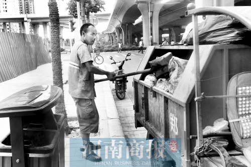 隱形富豪李國全，心甘情愿做個(gè)環(huán)衛(wèi)工