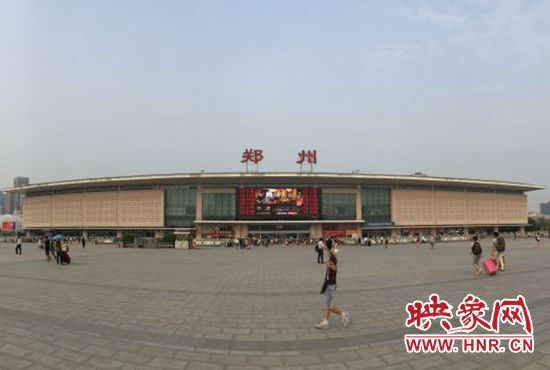 目前，鄭州前往上海、廣州等方向的火車票較為搶手。