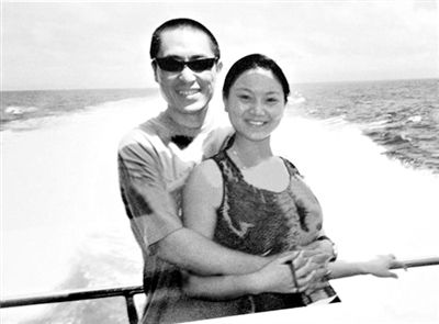 張藝謀與現(xiàn)任妻子陳婷。資料圖片