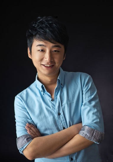 河南人民廣播電臺(tái)、搜狐體育首席特邀足球評(píng)論員