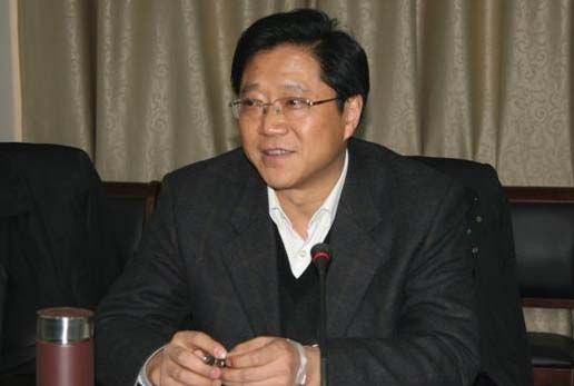 銅陵市委召開全市領(lǐng)導(dǎo)干部會議宣布安徽省委決定，提名銅陵市委副書記倪玉平為銅陵市人民政府市長候選人。