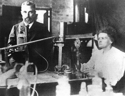 居里夫婦。