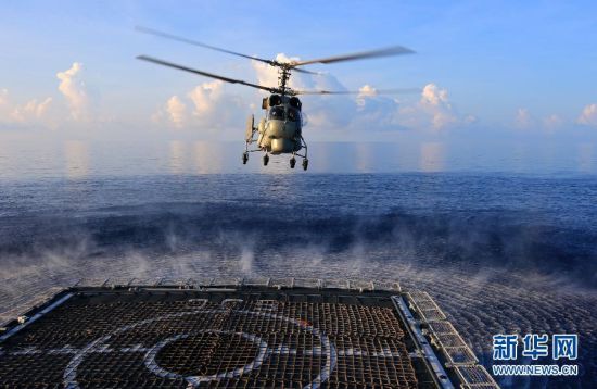 　資料圖：2014年9月，中國(guó)海軍054A徐州艦在南海海域練習(xí)反潛。新華網(wǎng)