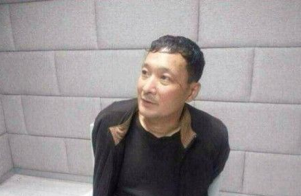 圖為在逃犯罪嫌疑人王慶新。