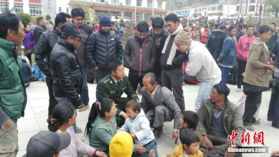 圖為西藏日喀則市吉隆縣吉隆鎮(zhèn)現(xiàn)場。 李國偉 攝