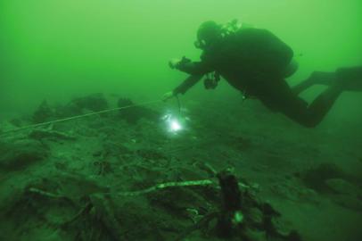 水下測(cè)繪。（圖據(jù)國家文物局水下文化遺產(chǎn)保護(hù)中心）