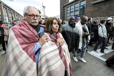 扎芬特姆國(guó)際機(jī)場(chǎng)，乘客被緊急疏散。圖/CFP