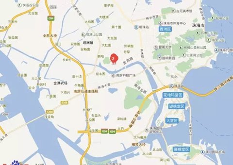 以此前的格力康樂園為例。在2005年，格力電器就已出資2億元，建立員工生活區(qū)——格力康樂園。該生活園區(qū)建筑面積達12萬平方米以上，可容納員工10000多人。后來，斥資4億的康樂園二期也已經(jīng)投入使用。