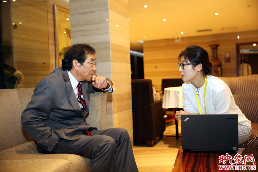 映象網(wǎng)記者專(zhuān)訪(fǎng)杜維明教授。