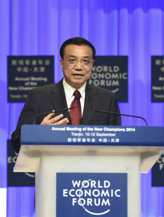 李克強(qiáng)總理出席夏季達(dá)沃斯論壇并發(fā)表開(kāi)幕式致辭。