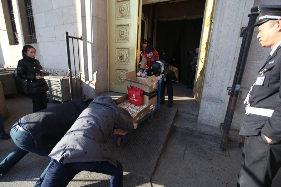 長(zhǎng)春男子欲存5萬(wàn)元硬幣 遭多家銀行拒收 長(zhǎng)春男子欲存5萬(wàn)元硬幣 遭多家銀行拒收