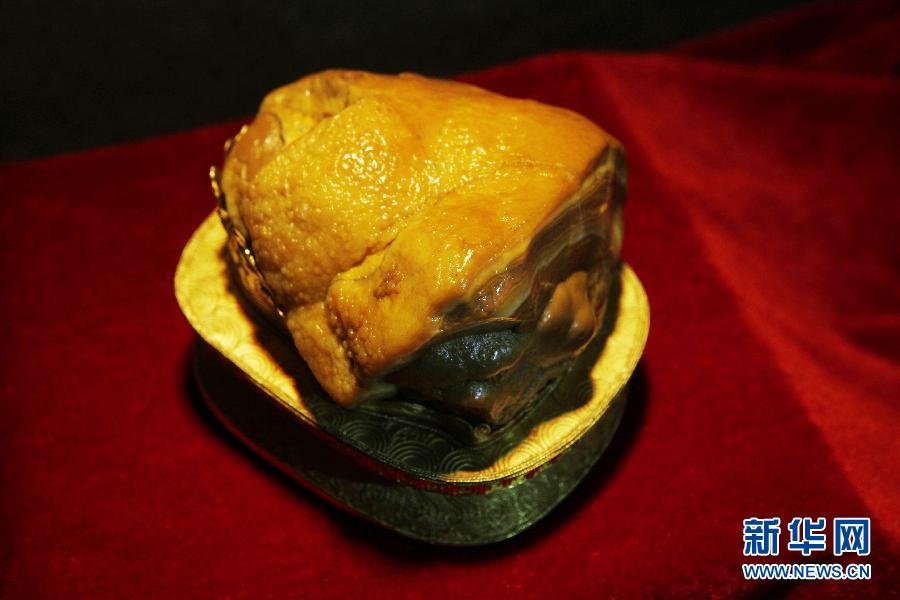 “東坡肘子”奇石亮相張家口 “東坡肘子”奇石亮相張家口